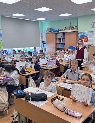 Художественный мастер-класс преподавателя «ДШИ г. Московский» прошел в школе № 2065